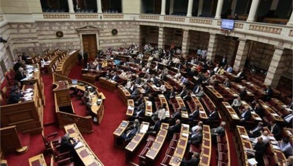 Εγκρίθηκε το νομοσχέδιο για την ιθαγένεια- Καταψηφίστηκε από τους ΑΝΕΛ