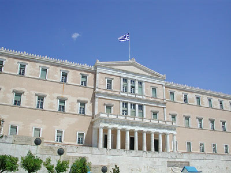 Οι πρώτες σκέψεις για τα υπουργεία