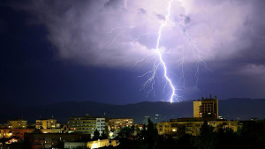 Μήνυμα 112 στους κατοίκους της Αττικής: Περιορίστε τις μετακινήσεις από το μεσημέρι