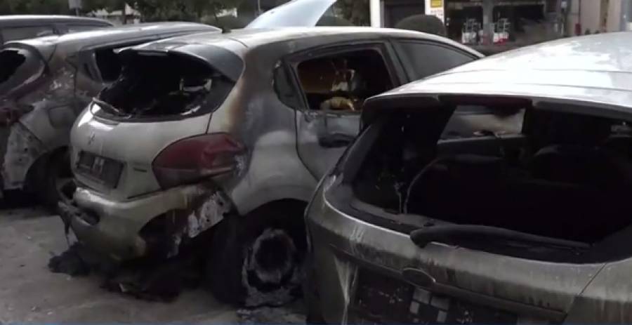 Εμπρηστική επίθεση σε αντιπροσωπεία αυτοκινήτων στην Καισαριανή