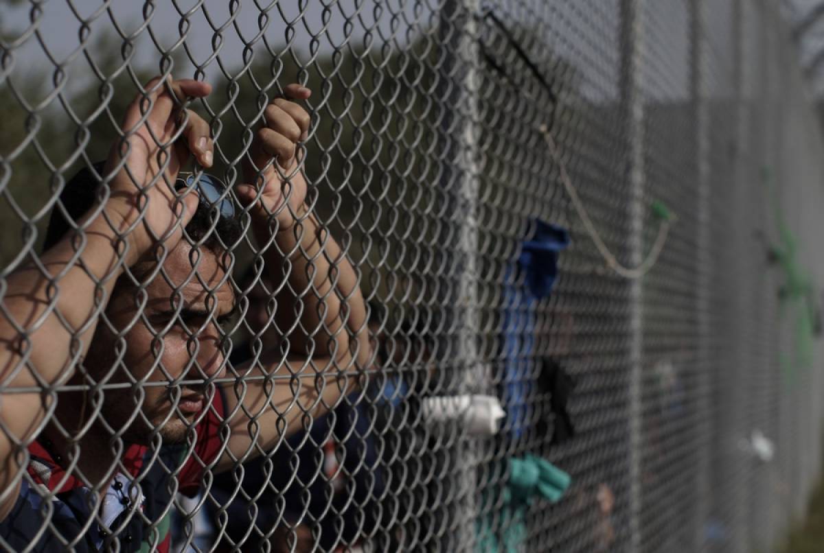 Spiegel: Λέσβος, το νησί των καταραμένων