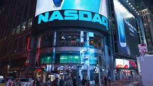 Ο Nasdaq... πληρώνει τα αποτελέσματα της Apple