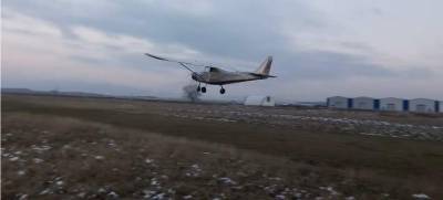 Πτώση αεροσκάφους στο Μεσολόγγι-Έρευνες για τον πιλότο