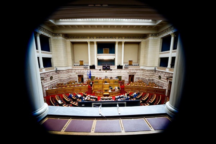 Βουλή: Κυρώθηκε το πρωτόκολλο προσχώρησης Σουηδίας και Φιλανδίας στο ΝΑΤΟ