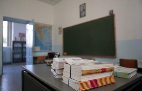 Προσλήψεις εκπαιδευτικών: Συνεχίζεται το μπάχαλο-Πως θα καλυφθούν τα κενά