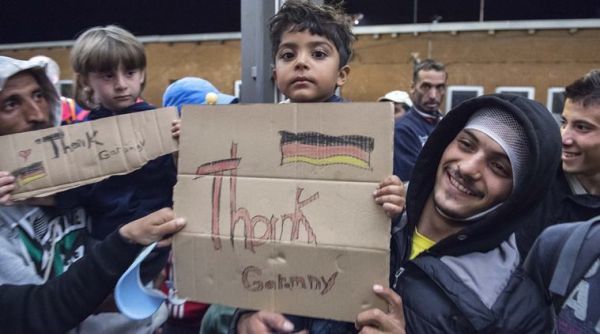 Μειώνεται ο αριθμός αιτούντων άσυλο στη Γερμανία
