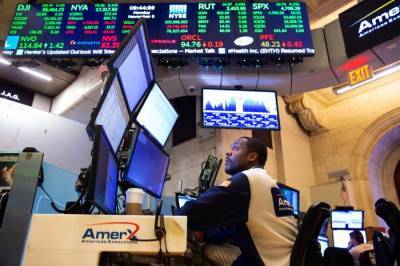 Wall Street: Κοντά σε νέα ρεκόρ-Ώθηση από την τεχνολογία