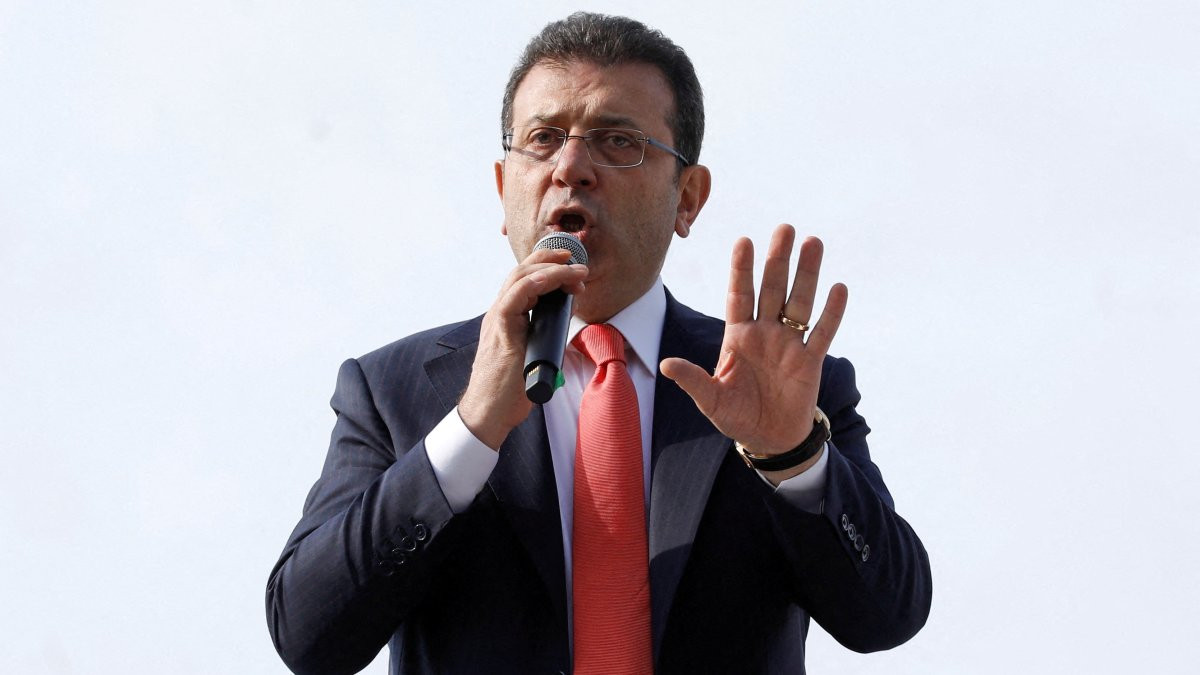 Ιμάμογλου: Καταγγέλλει πραξικόπημα κατά της δημοκρατίας στην Τουρκία με άρθρο του στη Le Monde