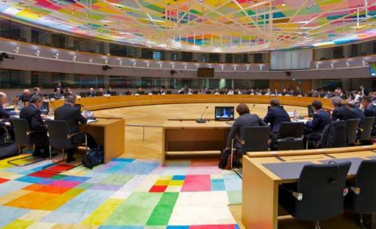 Στo επίκεντρο του EWG η επιτήρηση και στο βάθος...αναβολή περικοπών συντάξεων