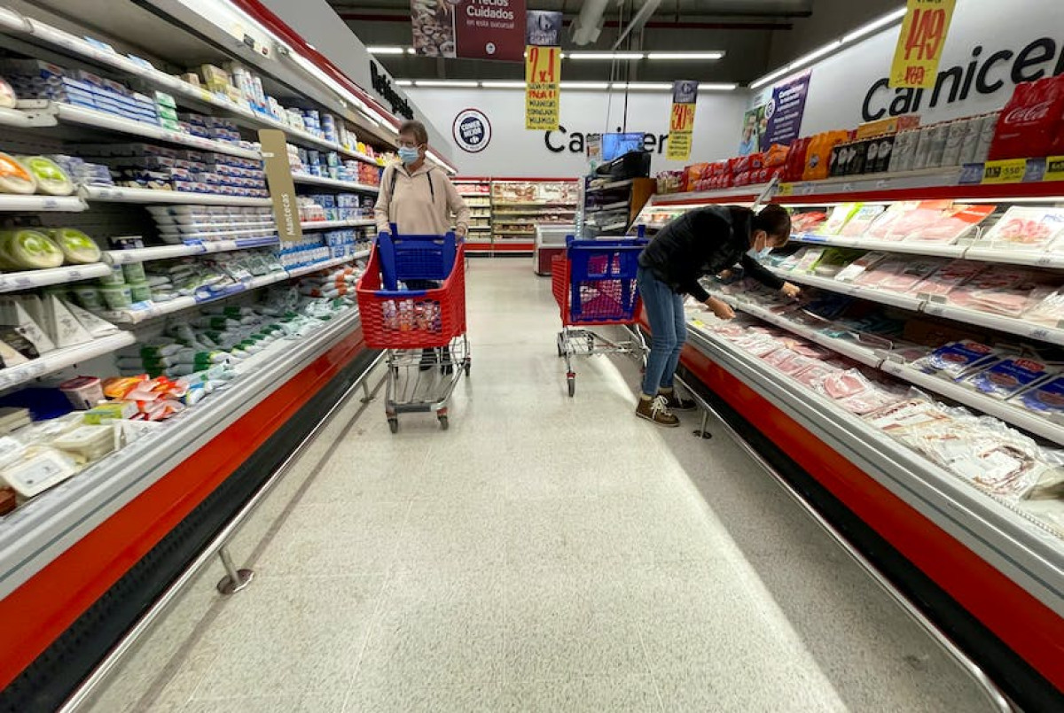 Στο 100% (!) ο πληθωρισμός στην Αργεντινή