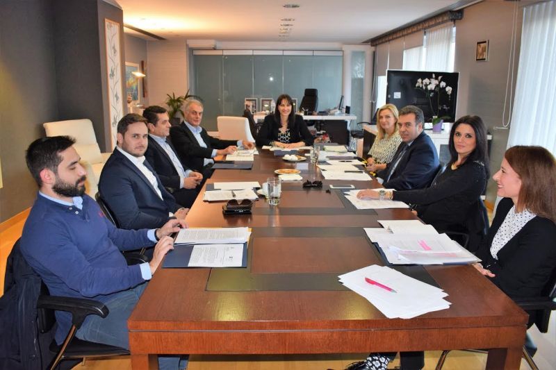 Συνάντηση Κουντουρά με τους βουλευτές τομεάρχες τουρισμού των κομμάτων