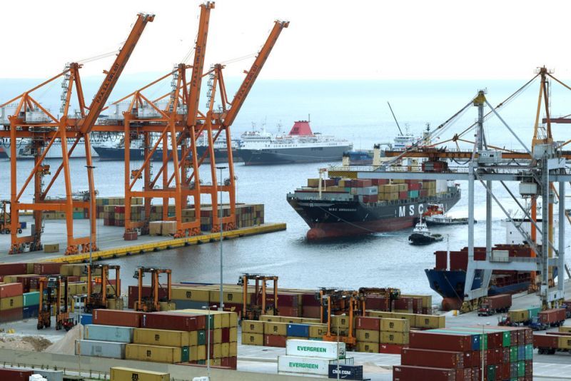 Η COSCO και οι άλλοι 5 "μνηστήρες" του ΟΛΠ