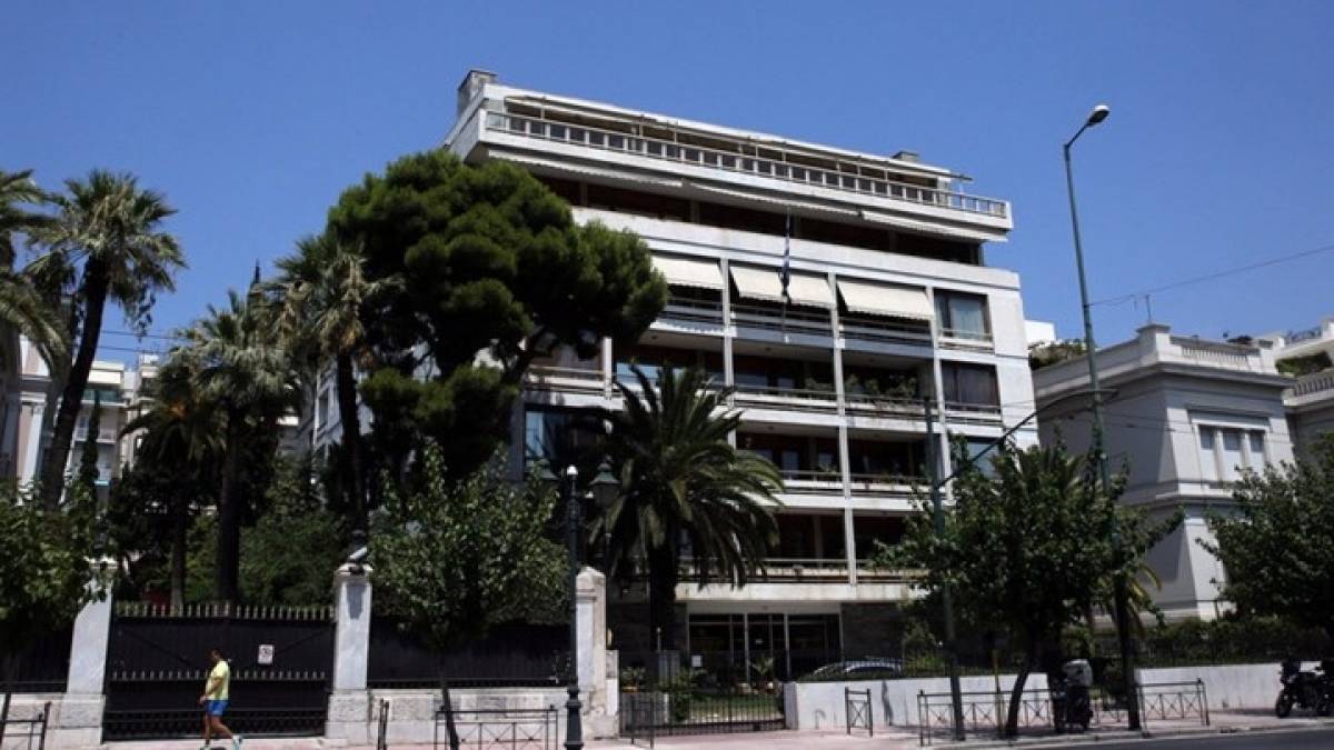 Τι προβλέπει η τροπολογία του υπ.Διοικητικής Ανασυγκρότησης για δημόσιους υπαλλήλους