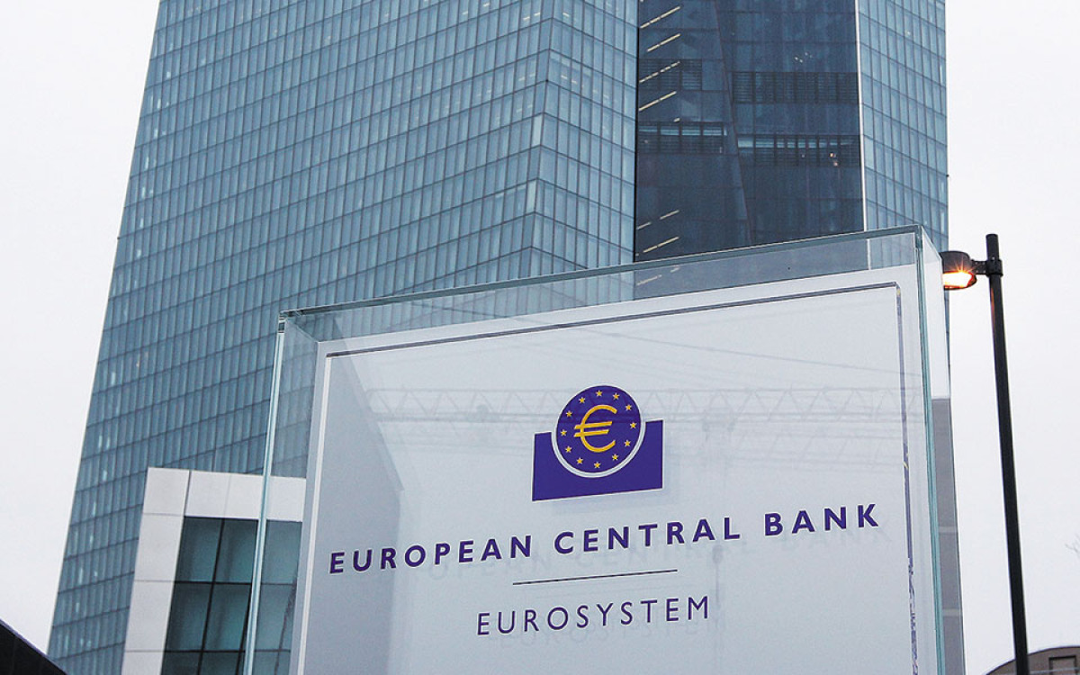 ΕΚΤ: Μικρή χαλάρωση στους κεφαλαιακούς κανόνες - Περισσότερος χώρος για μερίσματα και buybacks