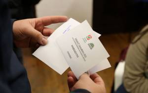 Το ΚΙΝΑΛ βλάπτει σοβαρά την αυτοδυναμία