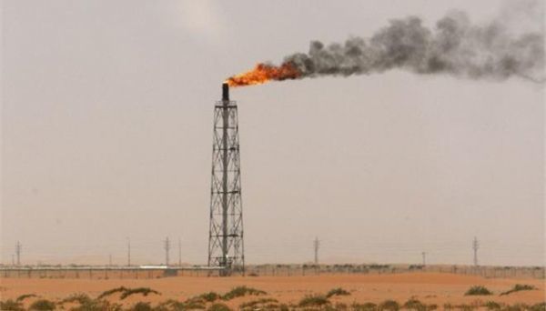 Η Σ.Αραβία «ρίχνει» τις τιμές του πετρελαίου για την Ευρώπη