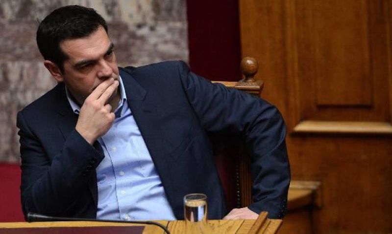 O Τσίπρας «ανακατεύει την τράπουλα» σε κόμμα και κυβέρνηση