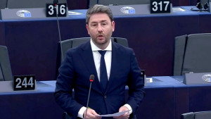 Ανδρουλάκης:Η πολιτική ίσων αποστάσεων του ΝΑΤΟ δίνει άλλοθι στον Ερντογάν