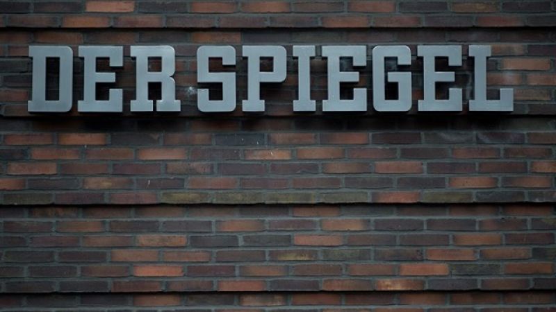 Der Spiegel: Η οικονομία της Ελλάδας ολισθαίνει στην ύφεση