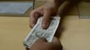 Οργή στην Ινδία για την κατάργηση χαρτονομισμάτων