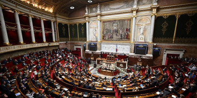 Απορρίφθηκε η πρόταση μομφής κατά της γαλλικής κυβέρνησης