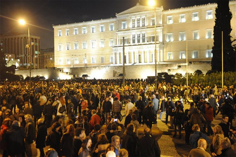 Liberation: «Οικονομικό πραξικόπημα της ΕΚΤ... που δεν περνάει στην Ελλάδα»