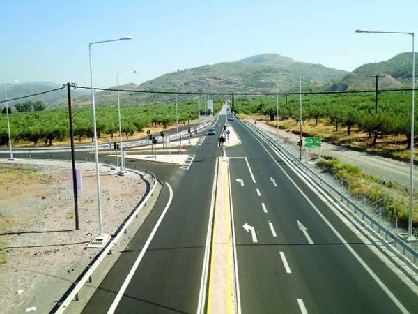 Καραμανλής: Το μεγαλύτερο πρόγραμμα έργων μετά τους Ολυμπιακούς