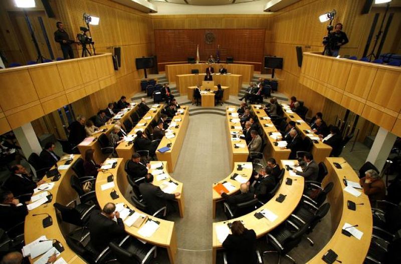 Δημοψήφισμα 2015-Κύπρος: Ενεκρίθη ψήφισμα στήριξης στον ελληνικό λαό
