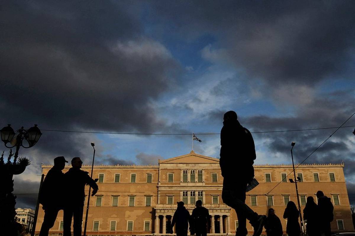 Δημοσκόπηση: Συντριπτικό «ναι» στα εμβόλια-Η αξιολόγηση μέτρων και... Δένδια