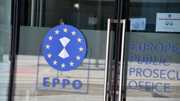 Η μεγαλύτερη απάτη στον τομέα του ΦΠΑ στην ΕE