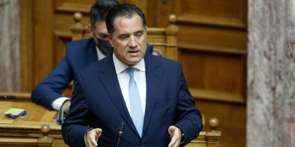 Γεωργιάδης: Ανοιχτά καταστήματα τις Κυριακές μόνο όσο διαρκεί η πανδημία
