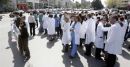 Στάση εργασίας στα δημόσια νοσοκομεία και πορεία των γιατρών στο Σύνταγμα