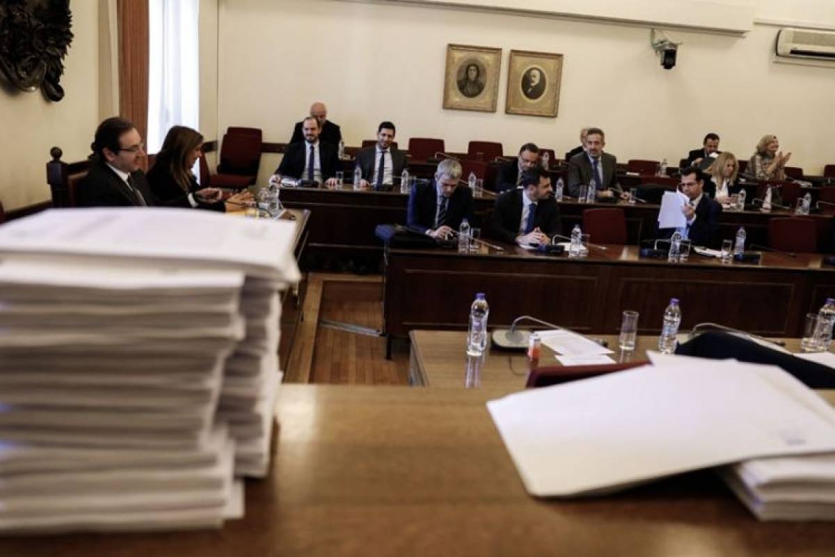 Προανακριτική: Στην Εισαγγελία το στικάκι με τη συνομιλία Παππά-Μιωνή