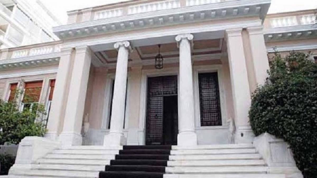Μαξίμου: Σταθερή επιδίωξη η συνεννόηση στα μείζονα ζητήματα