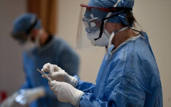 Κορονοϊός-Ελλάδα: 2198 νέα κρούσματα- 59 θάνατοι και 400 διασωληνωμένοι