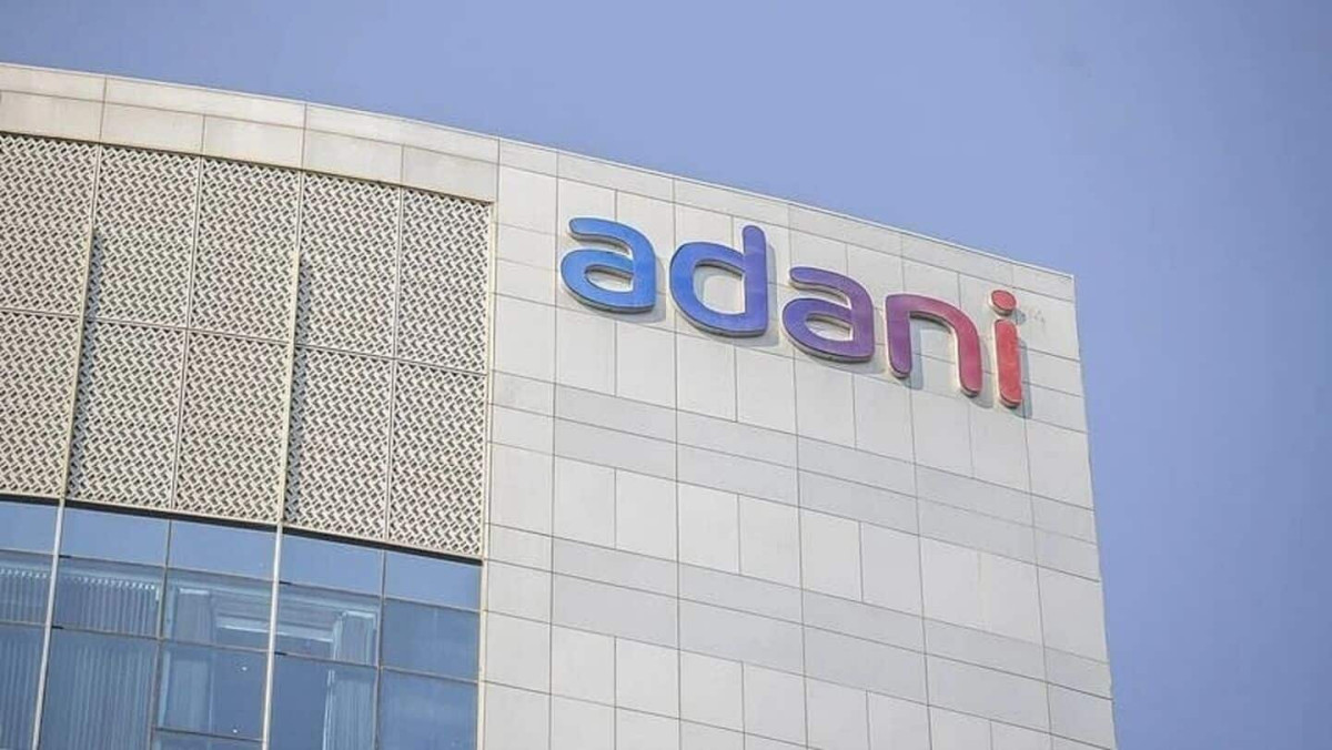 Η ινδική Adani θα επενδύσει $100 δισ. σε κέντρα δεδομένων τεχνητής νοημοσύνης την επόμενη δεκαετία