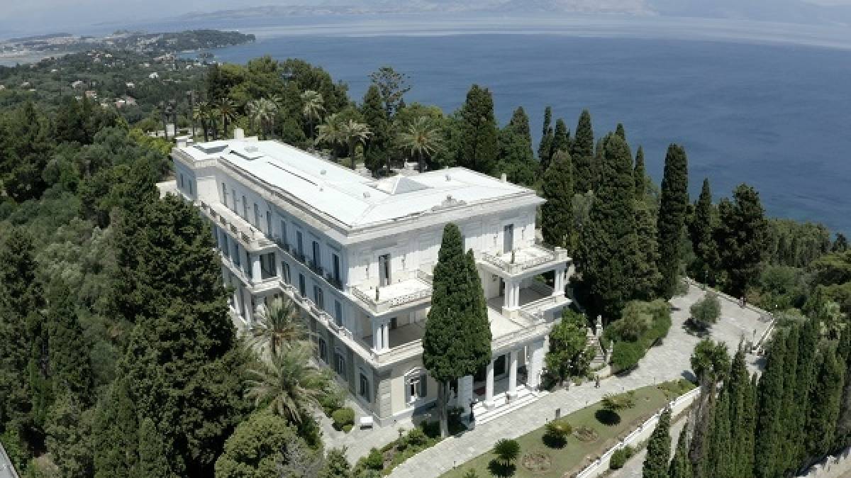 Υπ: Πολιτισμού: Συνεργασία με ΕΤΑΔ για έργα ανάδειξης Αχιλλείου Κέρκυρας