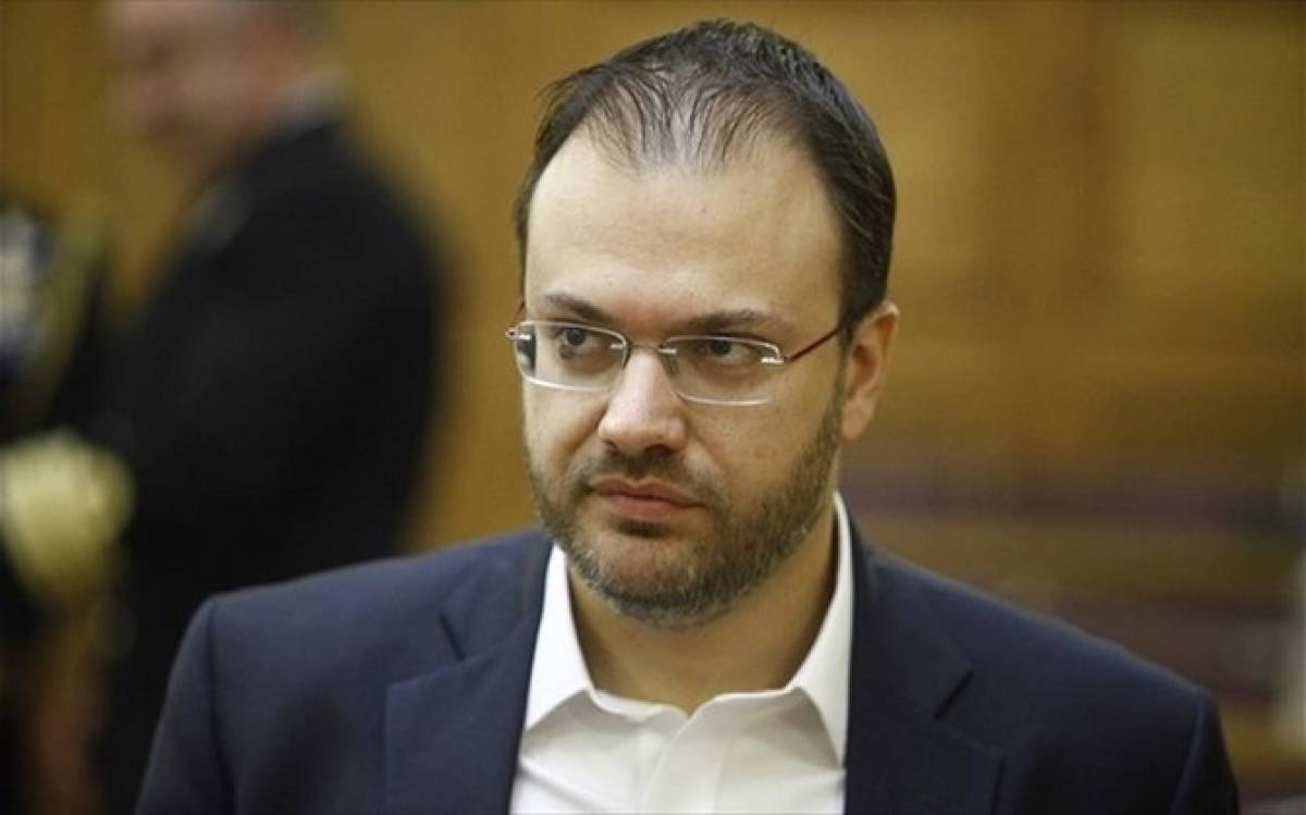 Θεοχαρόπουλος: Είμαι σε επαφή με Παπανδρέου και Θεοδωράκη