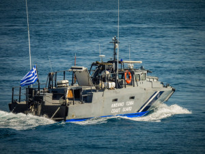 Λέσβος: Συνεχίζονται οι έρευνες για το πλήρωμα του πλοίου