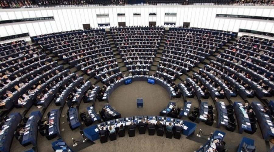 Ευρωκοινοβούλιο: Επιμένει στο «όχι» για το πολωνικό σχέδιο ανάκαμψης
