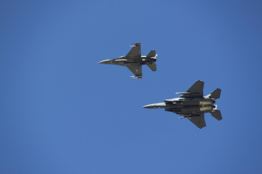 Τρεις υπερπτήσεις τουρκικών F-16 πάνω από Οινούσσες και Παναγιά