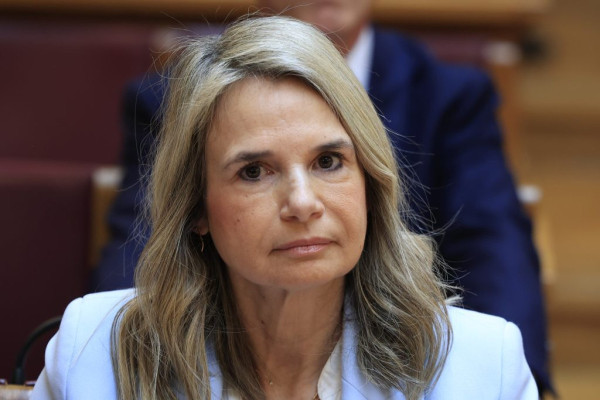 Αποστολάκη: Αβεβαιότητα για οφειλές, δόσεις και τόκους χιλιάδων δανειοληπτών