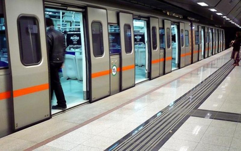 Αναστάτωση στο μετρό έπειτα από τηλεφώνημα για βόμβα