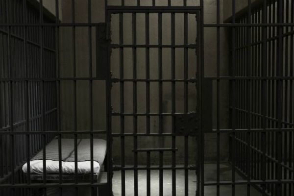 Δεν... «χωράνε» οι τρομοκράτες στις βελγικές φυλακές!