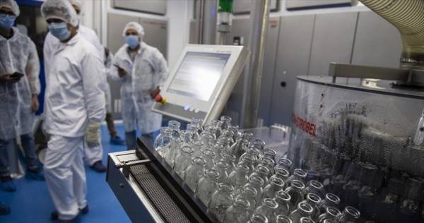ΕΕ: Σε διαπραγματεύσεις για την εξασφάλιση του φαρμάκου Remdesivir