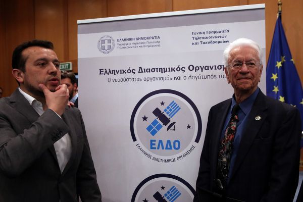 Ο ελληνικός πόλεμος των… άστρων!