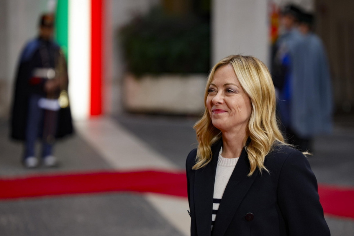 Le Monde: Η Ευρώπη «επαναχαράσσει» τη μεταναστευτική πολιτική υπό την πίεση των «σκληρότερων»