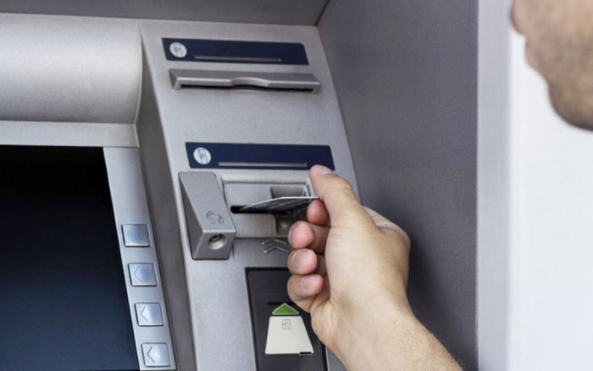ΥΠΕΘΟ: Από τη Δευτέρα 11 Αυγούστου δωρεάν αναλήψεις από τα ΑΤΜ των ελληνικών τραπεζών
