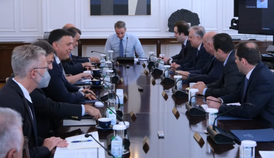 Κυβερνητικό σχέδιο για τη γραφειοκρατία: 12 παρεμβάσεις για στήριξη της επιχειρηματικότητας