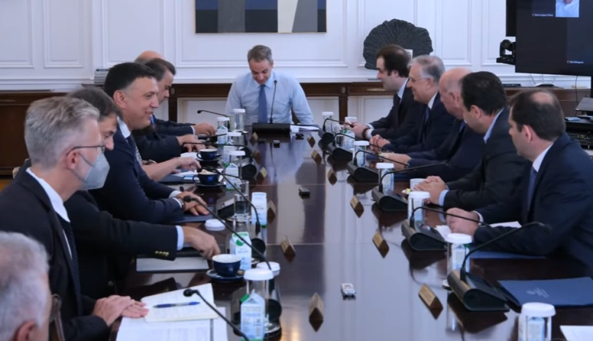 Κυβερνητικό σχέδιο για τη γραφειοκρατία: 12 παρεμβάσεις για στήριξη της επιχειρηματικότητας